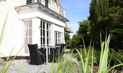 Ein Garten an der Unterkunft Windeck