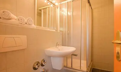Ein Badezimmer in der Unterkunft Am Paetowhof 3 4