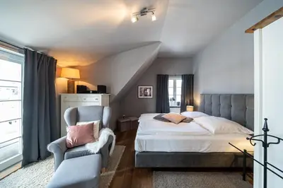 Ein Bett oder Betten in einem Zimmer der Unterkunft Atelierwohnung Paul Müller-Kaempff