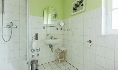 Ein Badezimmer in der Unterkunft Marikens Deel