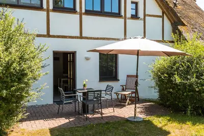 Ein Garten an der Unterkunft Windrose 09