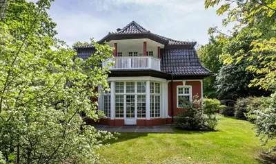 Ein Garten an der Unterkunft Villa Sonnenfrieden 02