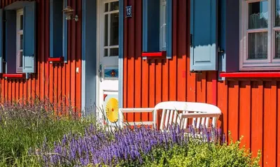 Ein Garten an der Unterkunft Klönhus