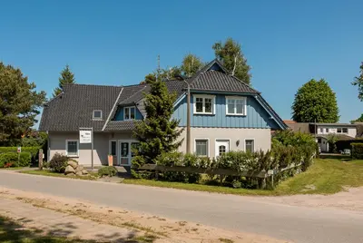 Das Gebäude in dem sich die Ferienwohnung befindet