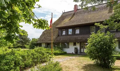 Ein Garten an der Unterkunft Hof Zeesenblick 06