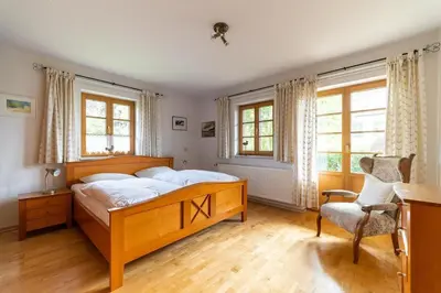 Ein Bett oder Betten in einem Zimmer der Unterkunft Ahrenshooper Landhaus 01