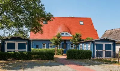 Das Gebäude in dem sich die Ferienwohnung befindet