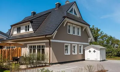 Das Gebäude in dem sich das Ferienhaus befindet
