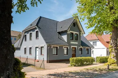 Das Gebäude in dem sich die Ferienwohnung befindet