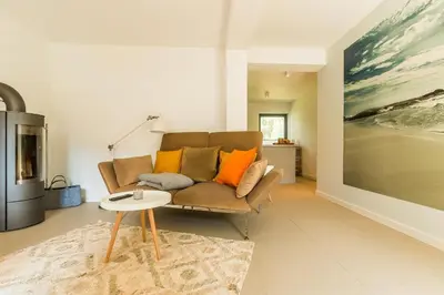 Ein Sitzbereich in der Unterkunft Drei Akazien Wohnung 2