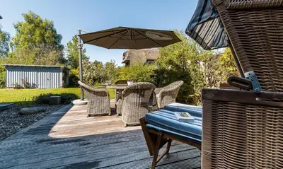 Ein Garten an der Unterkunft Freischwimmer