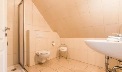 Ein Badezimmer in der Unterkunft Hus in de Wieck 02