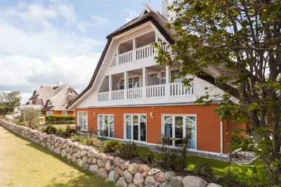 Das Gebäude in dem sich die Ferienwohnung befindet