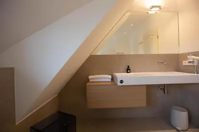 Ein Badezimmer in der Unterkunft Pur A4