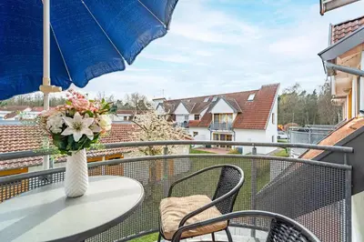 Ein Balkon oder eine Terrasse in der Unterkunft Ferienpark Freesenbruch Wohnung 3 4 - Zum Zeesenboot