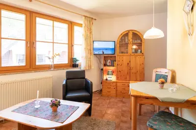 Ein Sitzbereich in der Unterkunft Ferienpark Freesenbruch Wohnung 13b - Haubentaucher