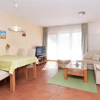 Ferienpark Freesenbruch Wohnung 2 2 - Bernstein