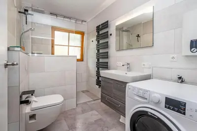 Ein Badezimmer in der Unterkunft Ferienpark Freesenbruch Wohnung 4 3 - Inseltreff