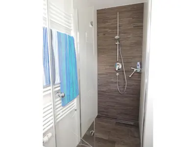 Ein Badezimmer in der Unterkunft Kavelweg 13 Whg 1 - Strand Refugium