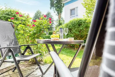 Ein Garten an der Unterkunft Residenz am Strand Backfisch - Wohnung 5-66