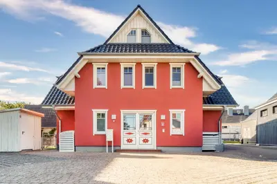 Das Gebäude in dem sich die Ferienwohnung befindet