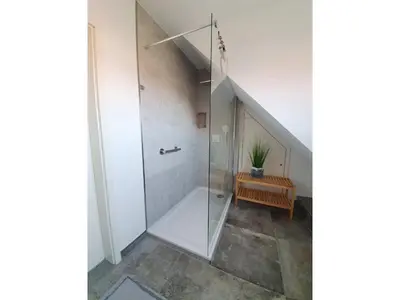 Ein Badezimmer in der Unterkunft Zur Hanse Wohnung 1 4