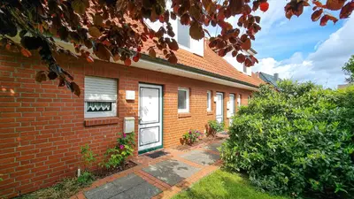 Ein Garten an der Unterkunft Zur Hanse Wohnung 4 1
