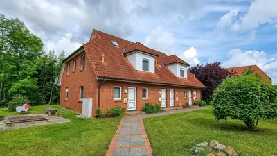 Das Gebäude in dem sich die Ferienwohnung befindet