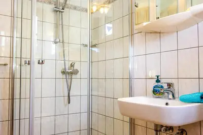 Ein Badezimmer in der Unterkunft Oliver-Grolik