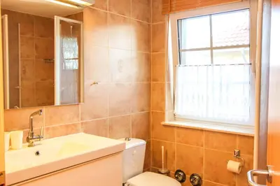 Ein Badezimmer in der Unterkunft Likedeeler 1