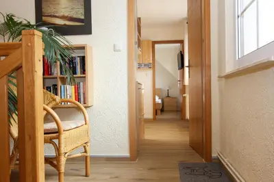 Die Bibliothek in der Ferienwohnung