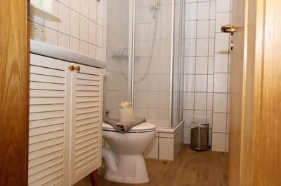 Ein Badezimmer in der Unterkunft Likedeeler 5