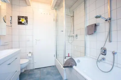 Ein Badezimmer in der Unterkunft Darsser Freiraum