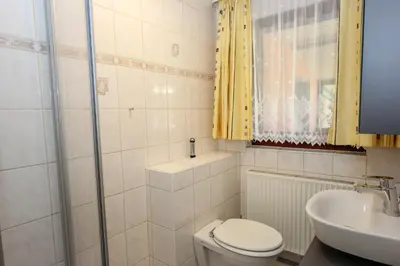 Ein Badezimmer in der Unterkunft 3 Ton Timmermanns Hus