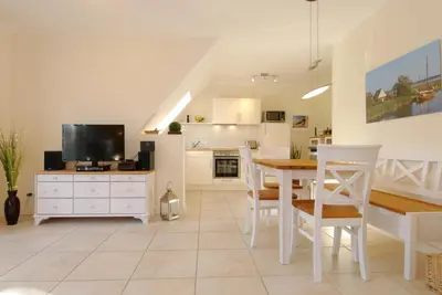 Küche/Küchenzeile in der Unterkunft Neue Reihe 28 - Wohnung Ankerplatz