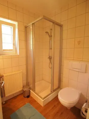 Ein Badezimmer in der Unterkunft Doppelhaus 9 - Strandkorb