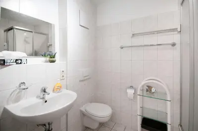 Ein Badezimmer in der Unterkunft Fritz-Reuter-Straße 4 Whg 2 - a57823