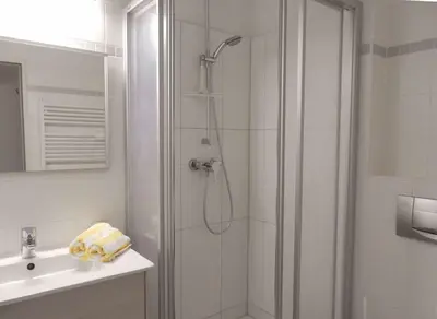 Ein Badezimmer in der Unterkunft Resi E02