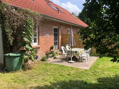 Ein Garten an der Unterkunft Ferienwohnung Rubitz