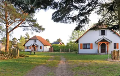 Das Gebäude in dem sich das Ferienhaus befindet