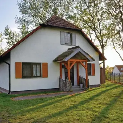 4 Bedroom Gorgeous Home In Fuhlendorf