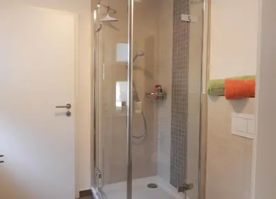 Ein Badezimmer in der Unterkunft Haus am Nordstrand 2