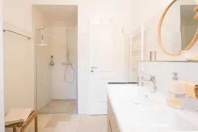 Ein Badezimmer in der Unterkunft Ferienwohnung Strandgut Sonnenseite