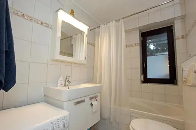 Ein Badezimmer in der Unterkunft Reethus