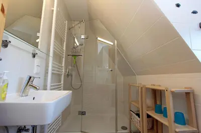Ein Badezimmer in der Unterkunft Reethus