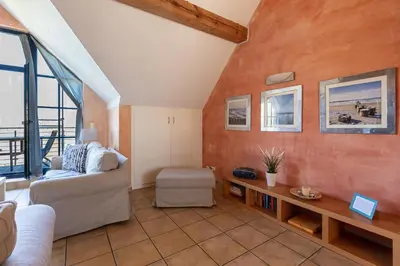 Ein Sitzbereich in der Unterkunft Strandhaus Wustrow - Wohnung 5