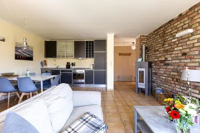 Küche/Küchenzeile in der Unterkunft Strandhaus Wustrow - Wohnung 4
