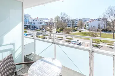 Ein Balkon oder eine Terrasse in der Unterkunft MeerZeit an der Seebrücke Zingst