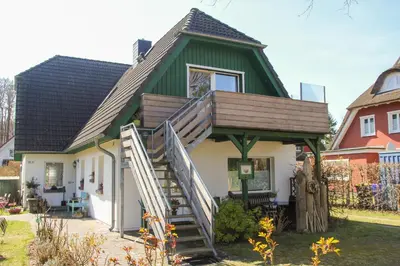 Das Gebäude in dem sich die Ferienwohnung befindet