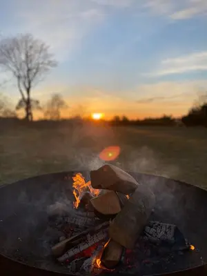 Ein für Gäste verfügbarer Grill im Ferienhaus